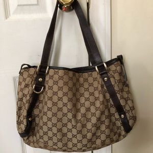 Gucci shoulder bag